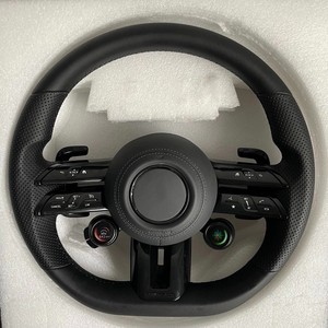 Volant de course personnalisé en fibre de carbone avec éclairage LED de changement de vitesse et cuir perforé pour <span class=keywords><strong>Mercedes</strong></span> Benz W205 W213 C63 <span class=keywords><strong>AMG</strong></span> - Product Image 6