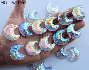 Cresent lune forme ange Aura Ouartz pierres précieuses Cresent titane ange Aura cristal pierre de guérison sculpture pour la fabrication de bijoux - Product Image 2