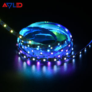 Bande LED intelligente pleine couleur intégrée DC12V SMD3535 SK6812 6mm RGBIC Zigzag 60 LED adressables pour l'ambiance de la salle de jeu - Product Image 1