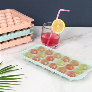 Couvercle de ménage en plastique Silicone rond bac à glaçons boîte avec couvercle boule de glace en gros - Product Image 3