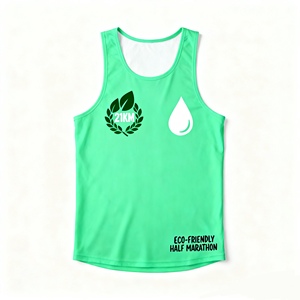 No corras solo la carrera, hazte con ella. Experimente la comodidad y el estilo de nuestro Chaleco de maratón de impresión personalizada diseñado para corredores - Product Image 5