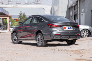 Nuova MG5 180DVVT 2026 Edizione Globale <span class=keywords><strong>Prima</strong></span> Edizione 1.5L Benzina Berlina LHD 5 Posti Auto Compatta per Esportazione - Product Image 4