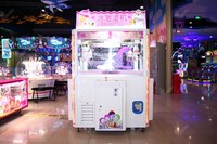 Machine à griffes géante pour jeux, Klauenmaschine, Ben and Jerry, machine à griffes à grue pour 4 joueurs, à vendre