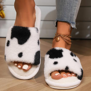 Wholesale Funny Cute Indoor <b>Home</b> Cow Plush for <b>Slippers</b> for Women Cushioning Open Toe Design for Winter Summer and Autumn Season - Product Image 3