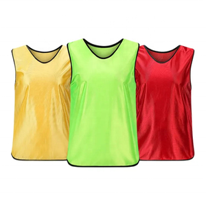 Chaleco de entrenamiento de fútbol transpirable personalizado, petos de fútbol de poliéster, chaleco de fútbol de malla para entrenamiento, petos de fútbol - Product Image 2