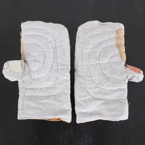 Gants de four résistants à la chaleur Jiedun en toile extra épaisse pour une utilisation à haute température - Product Image 4