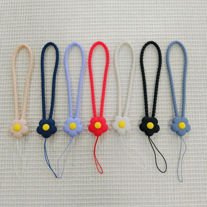 Cadena colgante de silicona con patrón de flores tejidas de salida de fábrica: llavero USB corto, multifuncional, personalizado y creativo - Product Image 4