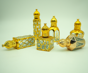 Buen <span class=keywords><strong>precio</strong></span> 3ml 6ml 9ml Print Glass Attar <span class=keywords><strong>Perfume</strong></span> Oil Botella octogonal con Roll on 12ml <span class=keywords><strong>Perfume</strong></span> Attar Fancy Spray Bottle - Product Image 3