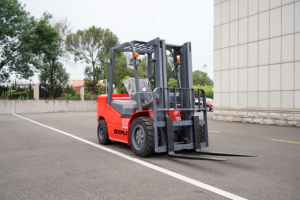 Лучшие продажи 3-тонный дизельный вилочный погрузчик дешевая цена с гарантией на один год - Product Image 5