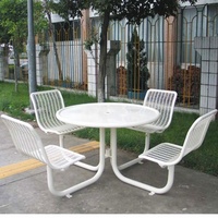Meubles de rue, table de camping commerciale d'extérieur, acier perforé, tables de pique-nique pour parcs et rues, et chaises en treillis métallique soudé