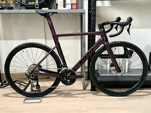 7,2kg | |   Bicicleta de Estrada em Fibra de Carbono Kozofactory com Freios a Disco Hidráulicos, Leve, com Transmissão Elétrica Shi Mano Utdi2 - Product Image 2