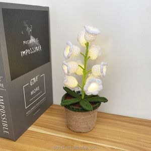 ของตกแต่งรถยนต์ ดอกไม้ถักโครเชต์ทำมือ ต้นลิลลี่วัลเลย์ในกระถาง พร้อมไฟกลางคืน - Product Image 6