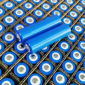 Penjualan laris harga pabrik baterai isi ulang 2000mah sampai 3500mah Li-ion Li 3.7v Lithium Ion 18650 kapasitas tinggi