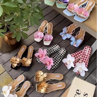 Chaussons à talons hauts pour femmes, nouvelle conception estivale, fleurs fines, tongs, vente directe d'usine, Europe, États-Unis