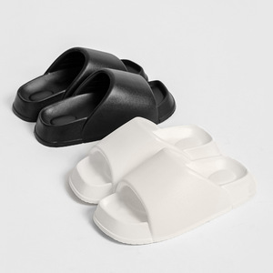 Sandalias de Playa Transpirables para Hombre y Mujer, Negras y Blancas, Modelo 921, Suela Gruesa, Cómodas Chanclas, Talla Adulto 4.0 - Product Image 1