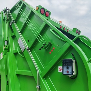 China Factory HOWO 6x4 16-20CBM Garbage Compactor Truck Rear Load Heavy Duty Compression Type Garbage Truck for Sale - Product Image 6