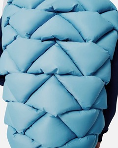 เสื้อกั๊กพัฟเฟอร์แบบไม่มีแขนสำหรับผู้ชาย บรรจุขนเป็ดขาว 90% ขายส่ง - Product Image 3