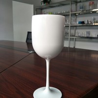 Verres à vin en plastique cannelés français de 480 ml, grande capacité, mignons et simples, de haute qualité, avec logo personnalisé, vente en gros, fabrication sur mesure