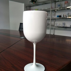 Verres <span class=keywords><strong>à</strong></span> <span class=keywords><strong>vin</strong></span> en plastique cannelés français de 480 ml, grande capacité, mignons et simples, de haute qualité, avec logo personnalisé, vente en gros, fabrication sur mesure - Product Image 3
