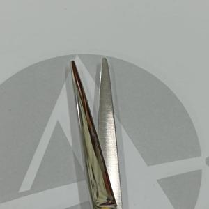 Tijeras de Peluquería Profesionales de Acero Inoxidable de Alta Calidad, Tijeras Multiusos para Peinar y Cortar el Cabello - Product Image 3