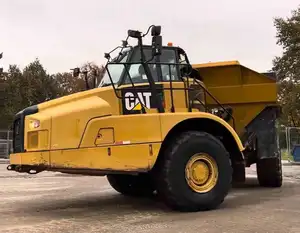 Erdbewegungs-Transportmaschine 735C amerikanisches Original 2016 10 USA automatischer gelber Schwerlastwagen SINOTRUCK 60 Tonnen Müllwagen C13