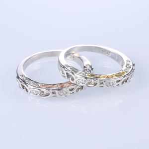 Anello da Donna F265 in Argento con Diamanti Naturali Taglio Brillante Rotondo, Gioiello di Fidanzamento per Lei - Product Image 4