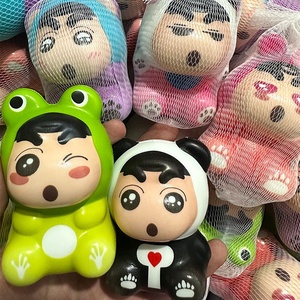 Juguete Antiestrés Popular de Crayon Shin-chan en Postura Sentada, Figura de EVA de Rebote Lento, Adorno de Regalo, Juguete de Apretar Xiaoxin - Product Image 1