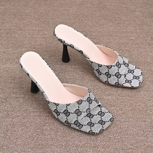 Chaussures pour femmes de style rétro personnalisées, talons en PVC, talons hauts, chaussures pour femmes à talons épais, mules à talons hauts - Product Image 5
