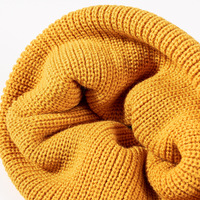 Bonnet en tricot doux et épais à double couche côtelée avec logo personnalisé pour les marques de streetwear et les cadeaux d'entreprise