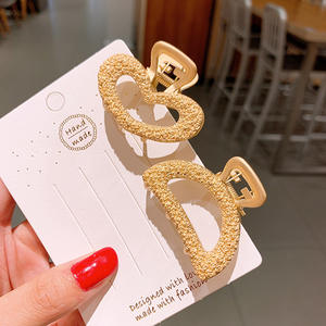 Offre Spéciale Glod alliage géométrie <span class=keywords><strong>pince</strong></span> à <span class=keywords><strong>cheveux</strong></span> arcs en métal pinces à <span class=keywords><strong>cheveux</strong></span> Rose impression Barrette <span class=keywords><strong>crabe</strong></span> pinces à <span class=keywords><strong>cheveux</strong></span> pour femmes et fille - Product Image 5