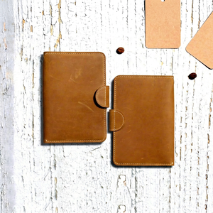 Porta Pasaportes de Cuero Genuino con Costuras Finas, Cierre Abierto, Cartera de Viaje Corta Personalizada, Funda con Bloqueo RFID, Estilo Retro PTH-0155 - Product Image 1