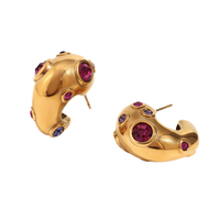 Boucles d'oreilles créoles en forme de C multi-pierres en zircon pour le bureau et les sorties, en acier inoxydable étanche plaqué or 18 carats, vente en gros de bijoux