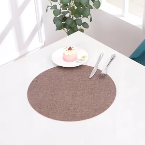 مفارش طاولة مستديرة مقاومة للماء وغير زلقة بألوان وأحجام مخصصة على الطراز الاسكندنافي - Product Image 2