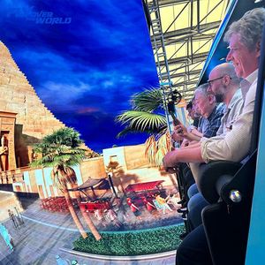 เครื่องฉายภาพยนตร์โดมโค้ง 360 องศา แบบ 9D 5D 7D 9D สำหรับโรงภาพยนตร์และอุปกรณ์ความบันเทิง - Product Image 4