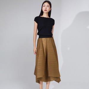 Nouvelles culottes plissées Miyake pour femmes, style décontracté, coupe irrégulière, taille haute, palazzo plissé - Product Image 3