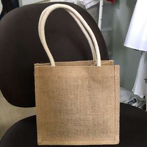 Bolso de compras de yute reutilizable con logotipo personalizado, bolso ecológico de tamaño mediano para compras Tiffin y uso de regalos - Product Image 4