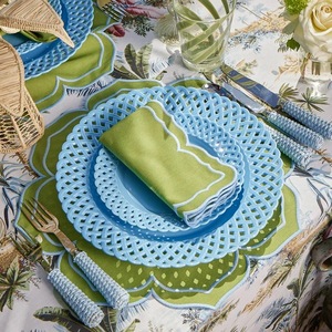 Hot Sale Embroidered Letters <strong>Scalloped</strong> Placemat <strong>Linen</strong> <strong>Napkins</strong> Cloth Scallop Edge 100% <strong>Napkin</strong> <strong>Linen</strong> - Product Image 2