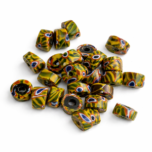 Perles de verre Millefiori colorées de forme ronde avec motif floral, emballage en boîte pour la fabrication de bijoux et les créations artisanales - Product Image 1