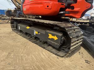 Mini excavatrice 4 tonnes petite pelleteuse d'occasion Kubota U35 U40 à vendre Japon - Product Image 4