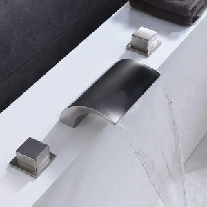 Grifos de bañera de níquel generalizados <span class=keywords><strong>Caño</strong></span> de cascada para válvula de alto caudal y juego de molduras Manguera de agua preinstalada Mezclador de 2 perillas - Product Image 2