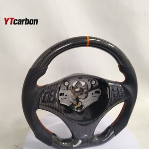 YTcarbon para <span class=keywords><strong>volante</strong></span> de fibra de carbono Real de estilo de carreras personalizado de la serie 1 E87 <span class=keywords><strong>120i</strong></span> 1M de la serie 1 de los modelos 1 - Product Image 2