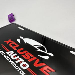 Placa <span class=keywords><strong>de</strong></span> matrícula <span class=keywords><strong>de</strong></span> aluminio en relieve con logotipo 3D personalizado barato EE. UU. Tamaño europeo todos disponibles - Product Image 5