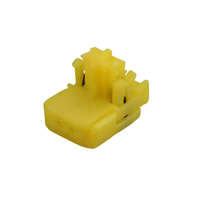 Connecteur automobile jaune à 2 trous série 0.6 DJ7027Y-0.6-21 en cuivre 12V 3A Prise 1612121-4