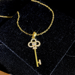 Collana in Titanio con Ciondolo a Quadrifoglio in Stile Coreano, Catena per Clavicola Super Scintillante Placcata <span class=keywords><strong>Oro</strong></span>/Argento per Donne - Product Image 1