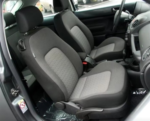 Voiture d'occasion à <span class=keywords><strong>vendre</strong></span> : Beetle 2.0T S 2013, traction avant, 1 à 4 cylindres, automatique, cabriolet/4 places, pas cher. - Product Image 5