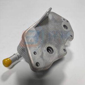 Refroidisseur d'huile moteur Audi Volkswagen 06E117021L, pièce de rechange pour système de radiateur de voiture - Product Image 2