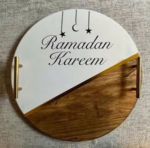 Décoration islamique, plateau de service en bois en forme de lune et d'étoile, Ramadan Kareem - Product Image 2