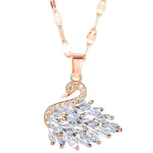 OUXI Noble Swan Zircon Kristal Bling Stainless Steel Rose Gold Kalung Trendy Hadiah Perhiasan untuk Wanita & ANAK Perempuan B10181