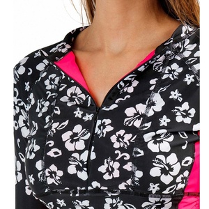 2026 Maillot de bain anti-UV sexy pour femme, col en V, manches raglan, sans manches, protection UV, séchage rapide, imprimé floral par sublimation, fabrication OEM - Product Image 5