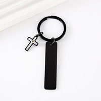Porte-clés en acier inoxydable gravé sur mesure, porte-clés en métal personnalisé, breloque en forme de croix, cadeau inspirant, vente en gros